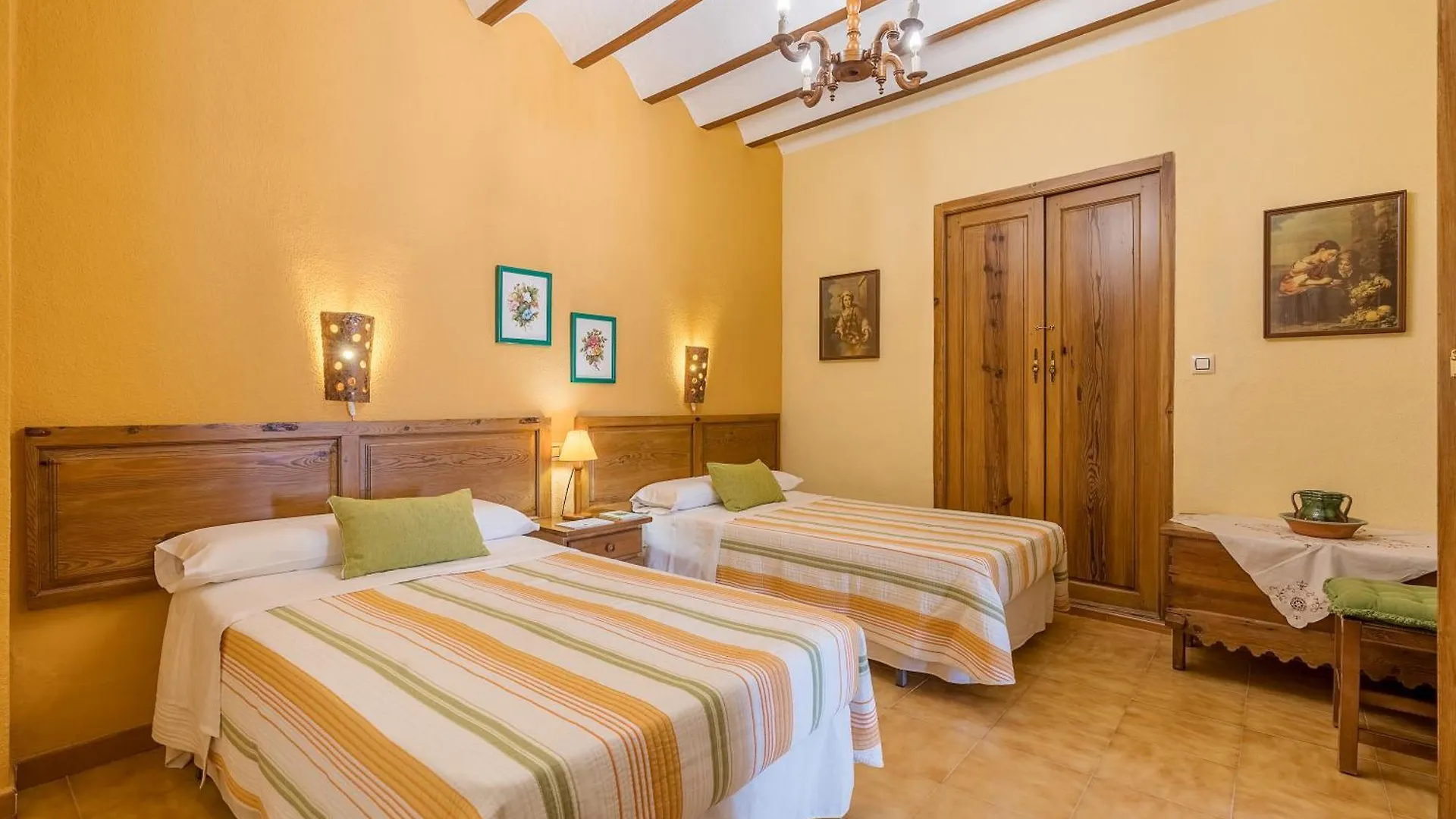 Holiday home Lavanda Hinojares